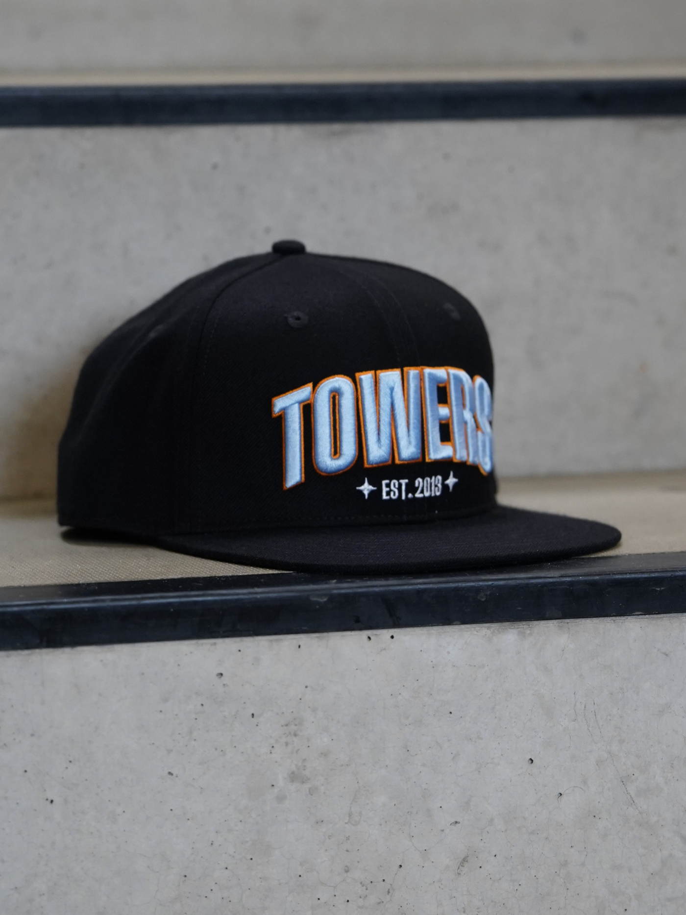 TOWERS Snapback (Blue & Orange) - Erwachsene
