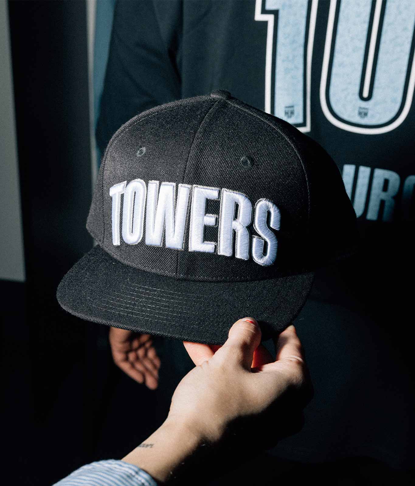 Snapback "Towers A Decade" Schwarz