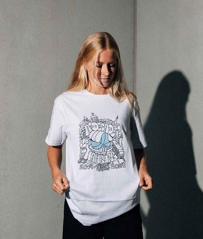 T-Shirt "A Decade" Weiß