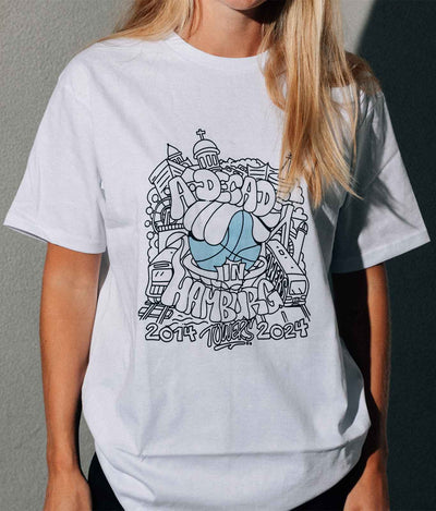 T-Shirt "A Decade" Weiß